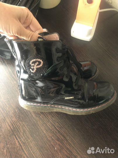 Ботинки лаковые для девочки 28 размер Pablosky