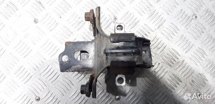 Опора кпп левая Volkswagen Polo Sedan RUS