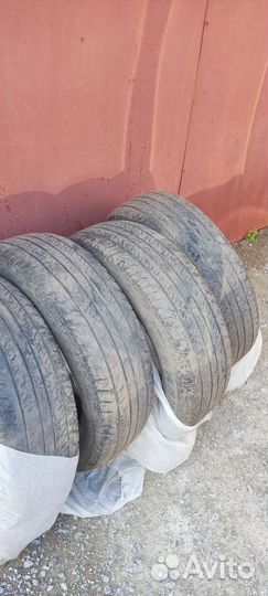 Dunlop Grandtrek PT2 225/65 R17 101H