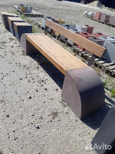 Лавочка из бетона в наличии и под заказ