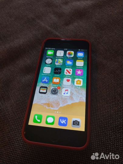 Телефон iPhone 6