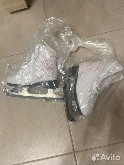 Коньки фигурные детские