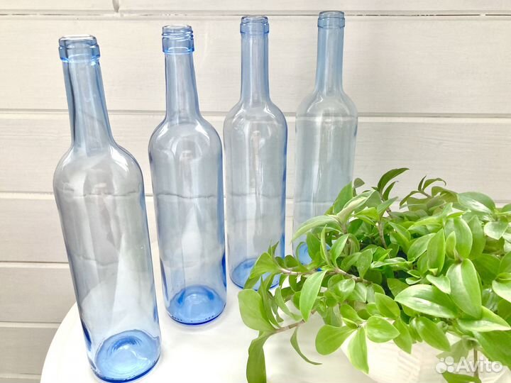 Бутылка стеклянная 0,75 голубая