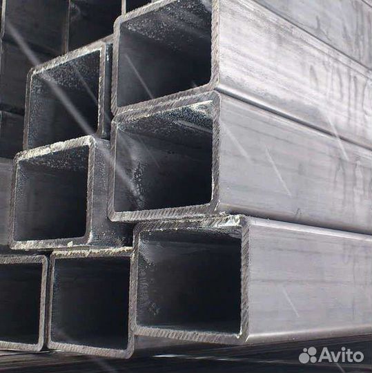 Профильная труба 100х100х3