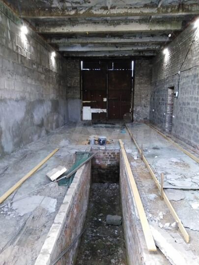 Гараж, > 30 м²