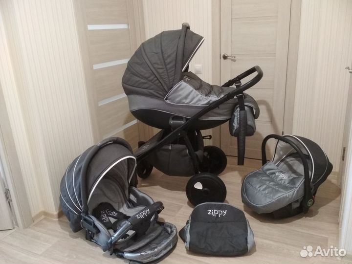 Коляска 3 в 1 Tutis Zippy Silver Plus