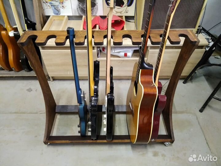 Гитарная стойка на 3-9 гитар