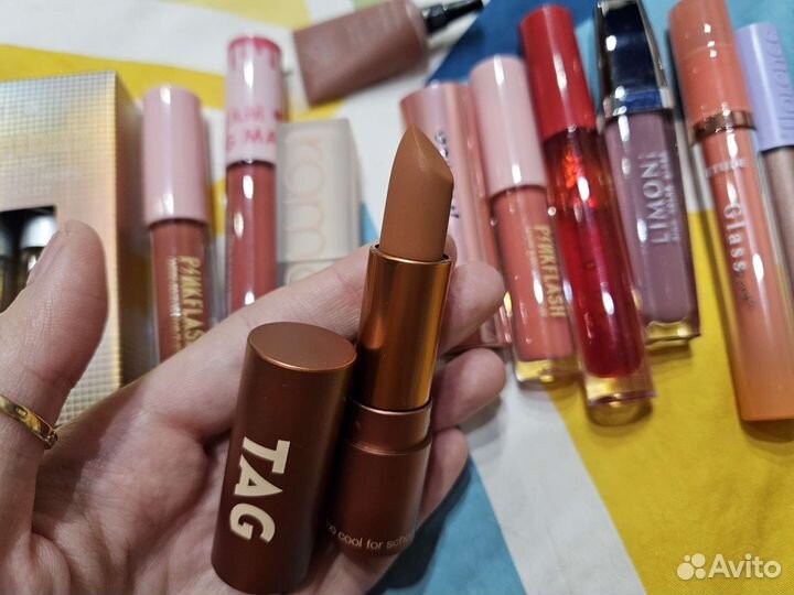 Косметика. Матовые помады. Тинты. Блески