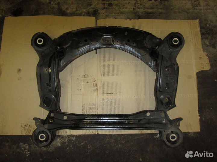 Подрамник двигателя Audi A6 (C6, 4F) 2005-2011