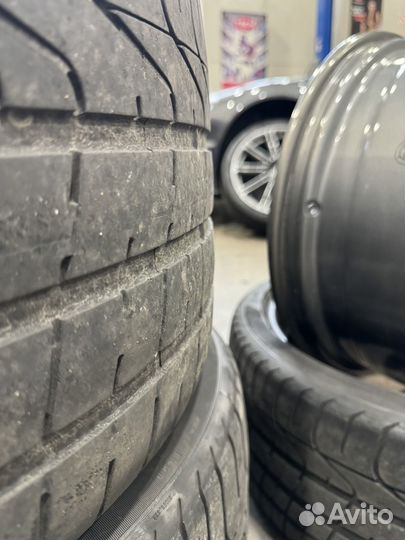 Pirelli P Zero 245/35 R20 и 295/30 R20 95Y