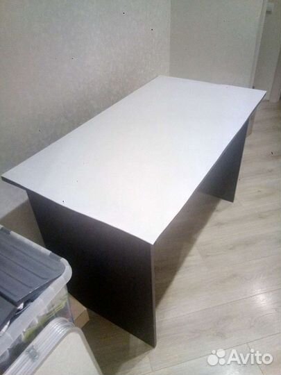 Школьный стол IKEA