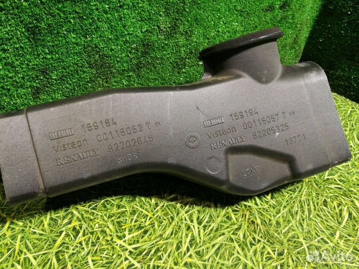 Воздуховод печки Renault T-Series 2014 82702646