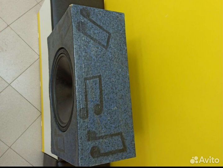 Сабвуфер Boston