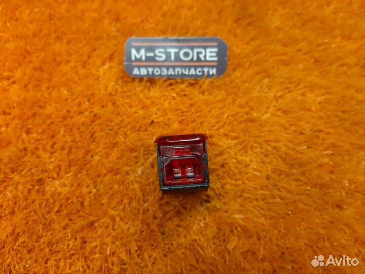 Плафон освещения задний левый Audi A4 B8/8K cdnb