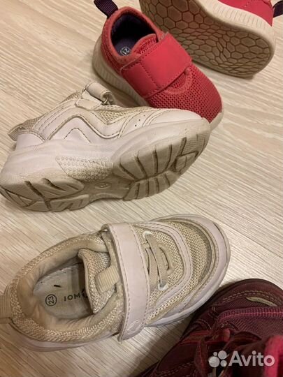 Пакет обуви на девочку 21-24 размер