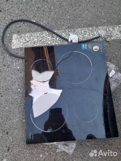 Индукционная плита Media (на запчасти)