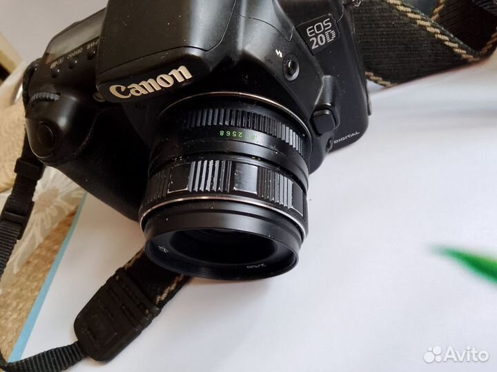 Зеркальный фотоаппарат canon 20d