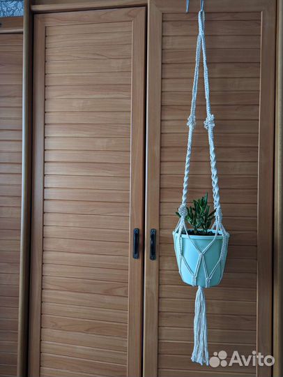 Кашпо подвесное макраме