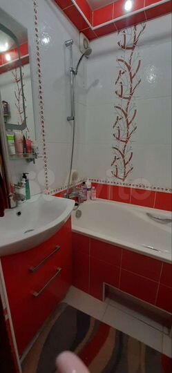 3-к. квартира, 70 м², 9/9 эт.