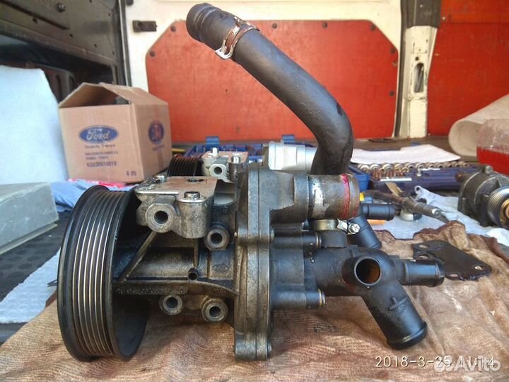 Помпа ford transit
