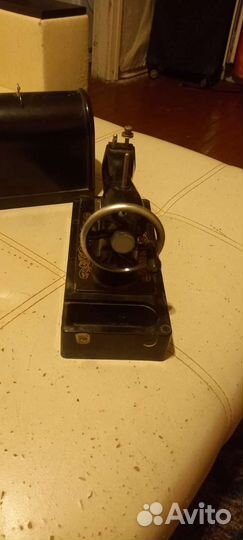 Детская швейная машинка