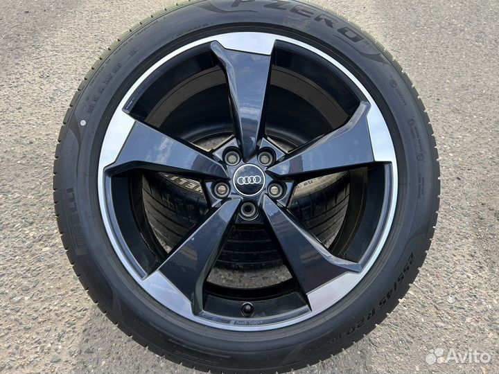 R20 Pirelli P Zero PZ4 255/45, PCD 5x112 DIA 66.6