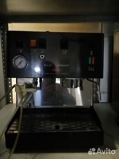 Продам одногруппную кофемашину raiv Италия