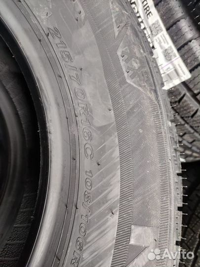 Nexen Winguard WT1 215/70 R16C 108R