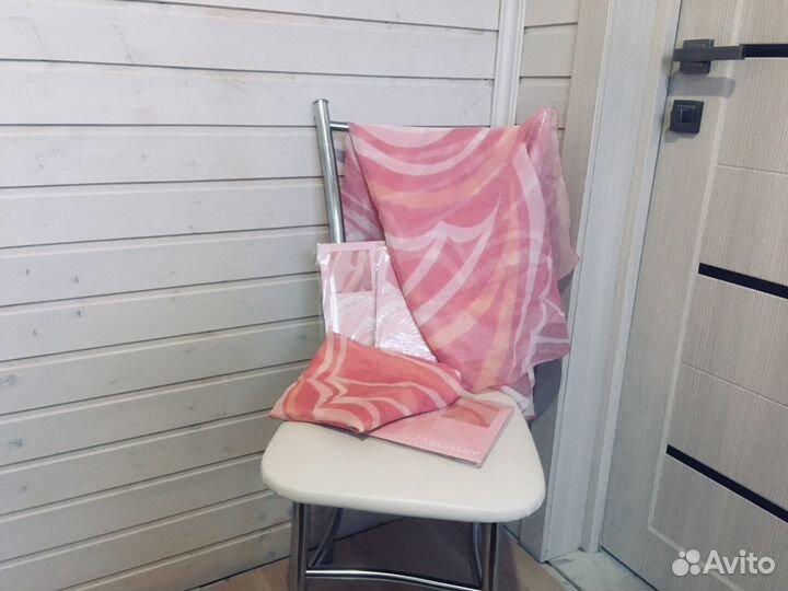 Платок парео Артистри Амвэй розовый