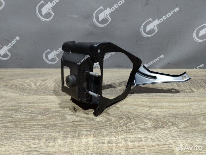 Кронштейн масляного резервуара гур Bmw 320I E90