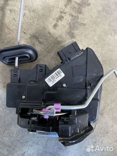 Замок двери задней левой Kia Optima (JF) IV рестай