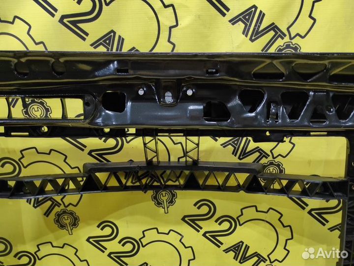 Рамка радиатора Volkswagen Polo MK5 2010-2015