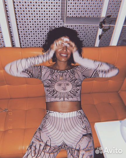 Костюм женский