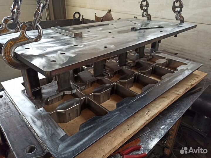 Пуансон-матрица для вибропрессующих установок