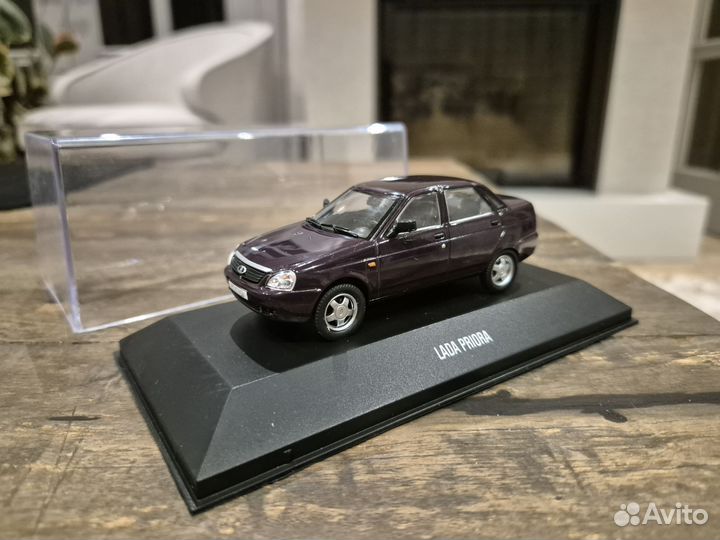 LADA priora 1/43 Deagostini