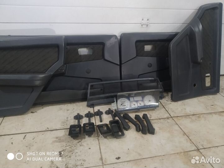 Дверные карты на ваз 21099