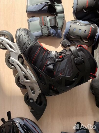 Роликовые коньки reaction r200(+вся защита, сумка)