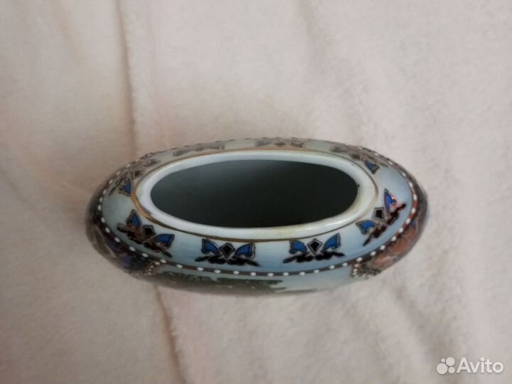 Ваза китайская, фарфор