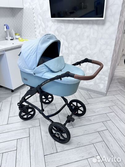 Коляска 3 в 1 Riko Basic Bella Life