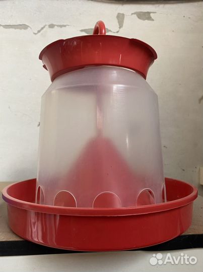 Кормушки поилки для кур