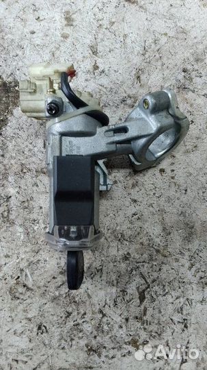 Замок зажигания Lifan Cebrium 720 1.8 2014