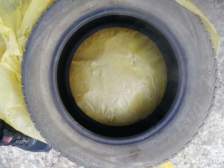 Viatti Brina Nordico V-522 215/55 R16