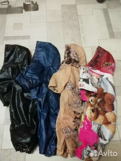 Комбинезоны и лежанки для животных