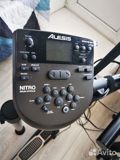 Барабанная установка Alesis Nitro Kit