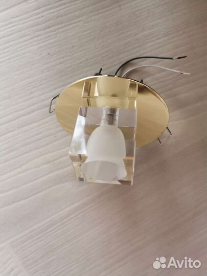 Светильник потолочный