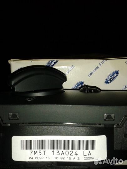 Выключатель фар головного света на Форд