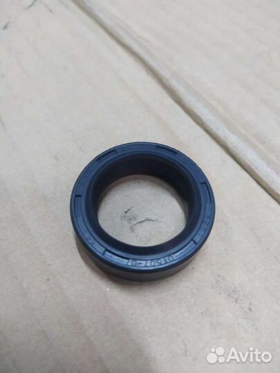 Сальник пера вилки Yamaha Axis 90