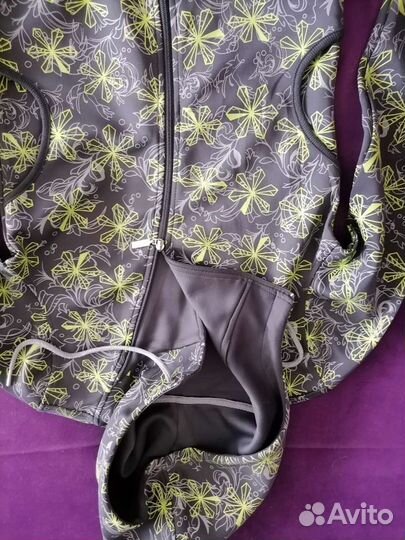 Спортивный костюм женский