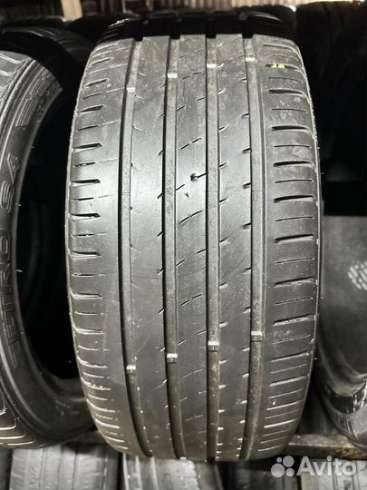 Kumho Ecsta HS51 215/45 R17