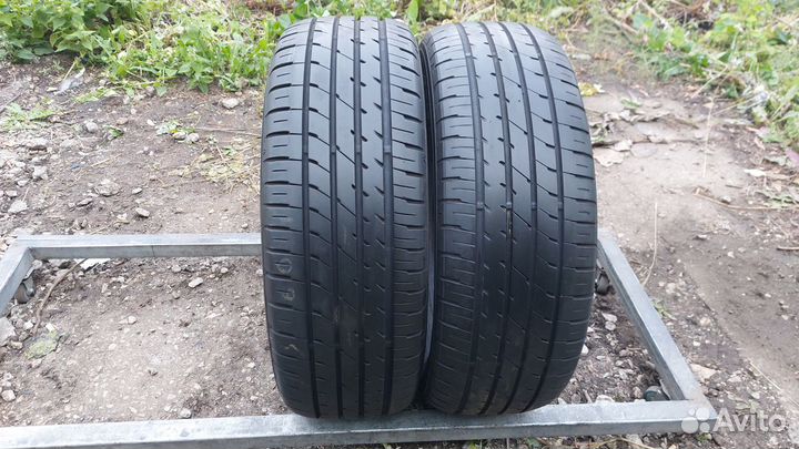 Dunlop Enasave RV504 215/60 R16